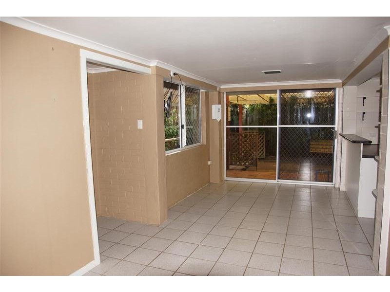 75 Zelma Street, Grasstree Beach QLD 4740