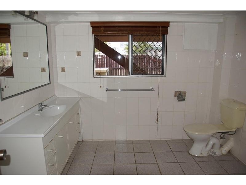 75 Zelma Street, Grasstree Beach QLD 4740