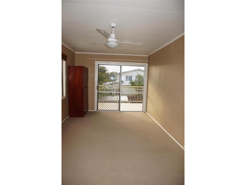 75 Zelma Street, Grasstree Beach QLD 4740