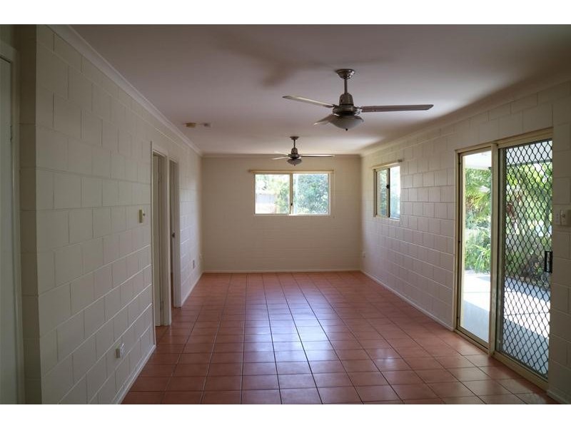 21 Gladstone Street, Eimeo QLD 4740