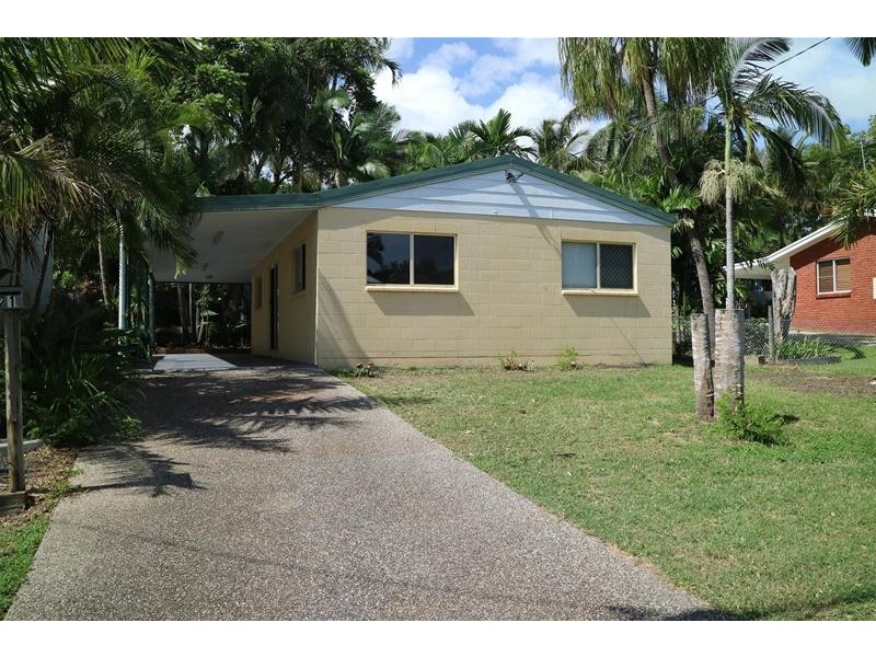 21 Gladstone Street, Eimeo QLD 4740