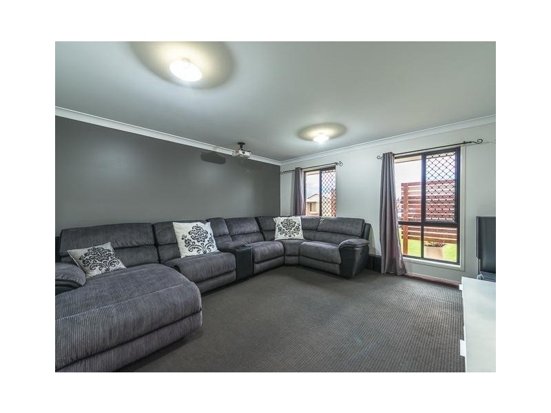 21 Botanical Drive, Ooralea QLD 4740