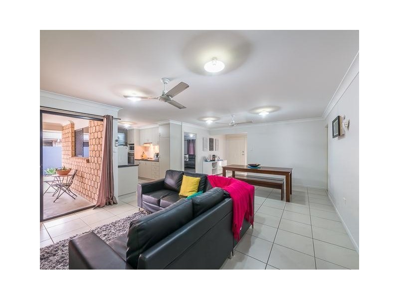 21 Botanical Drive, Ooralea QLD 4740