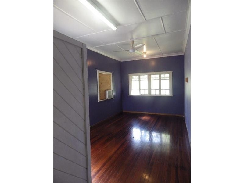 30 Brewers Road, Sarina QLD 4737