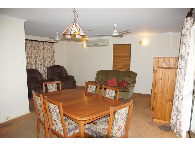 8 Michael Avenue, Sarina QLD 4737