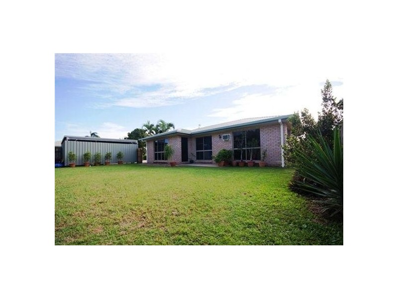 2/10 Kiwi Court, Ooralea QLD 4740