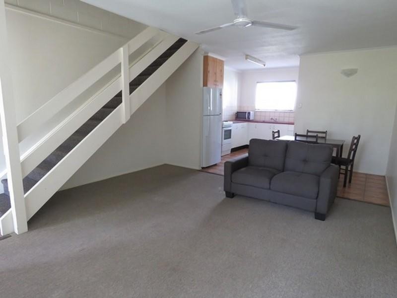 4/2a McCarthy Street, Hay Point QLD 4740