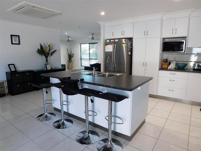 5 Melba Street, Armstrong Beach QLD 4737