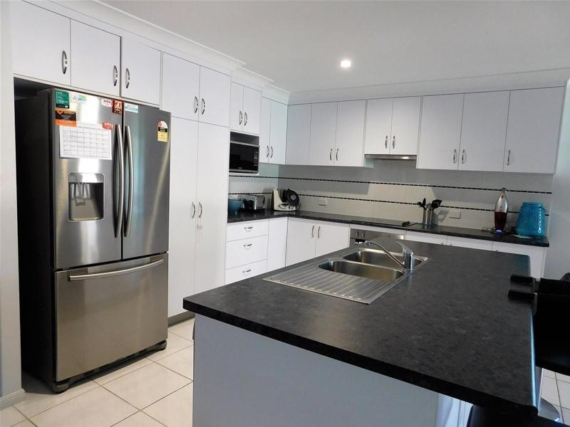 5 Melba Street, Armstrong Beach QLD 4737