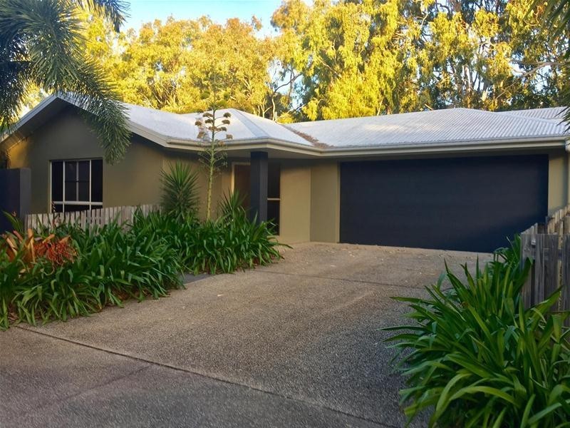 136 Waverley Street, Bucasia QLD 4750