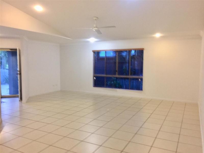 136 Waverley Street, Bucasia QLD 4750