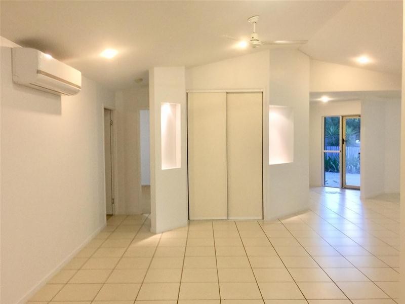 136 Waverley Street, Bucasia QLD 4750