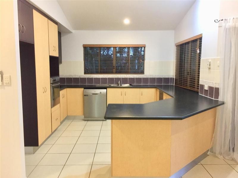 136 Waverley Street, Bucasia QLD 4750