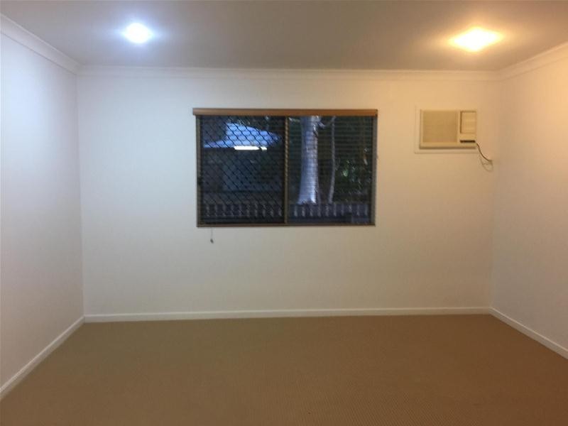 136 Waverley Street, Bucasia QLD 4750