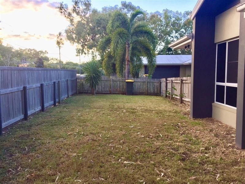 136 Waverley Street, Bucasia QLD 4750