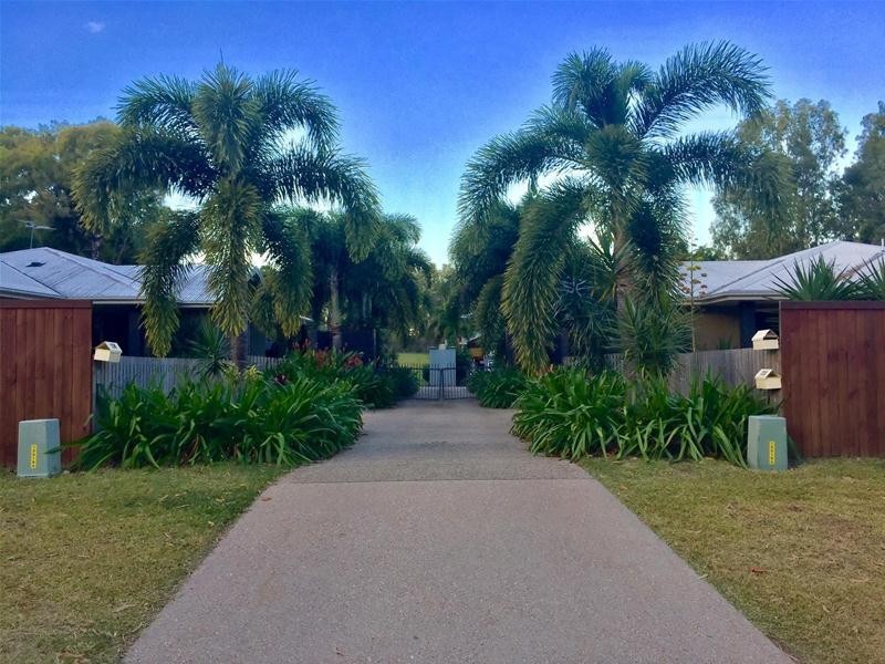 136 Waverley Street, Bucasia QLD 4750