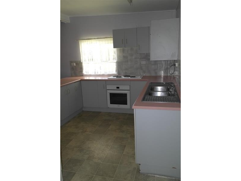 36 McCarthy Street, Hay Point QLD 4740