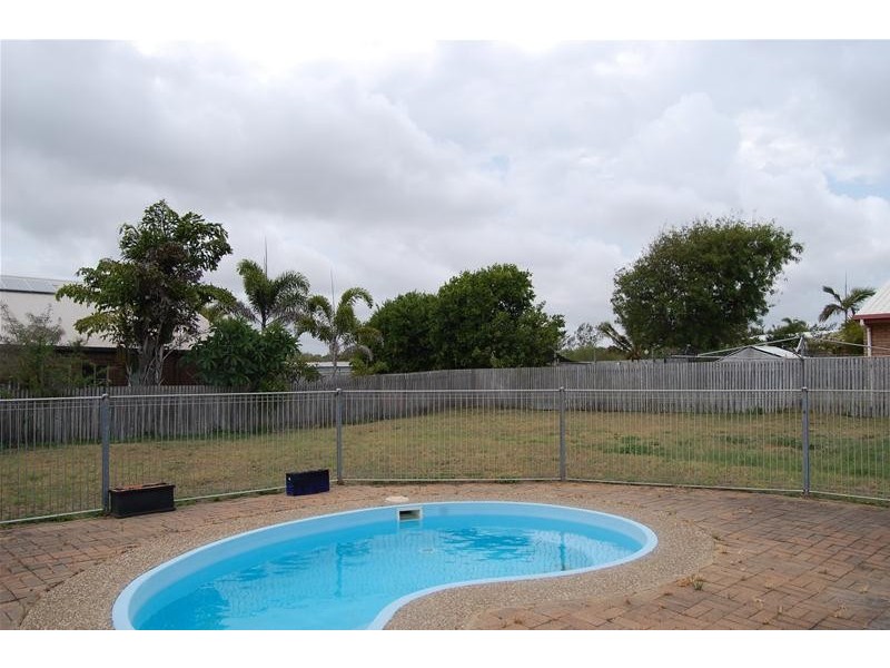 3 Castaway Close, Hay Point QLD 4740