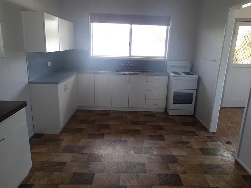 39 Rasmussen Avenue, Hay Point QLD 4740