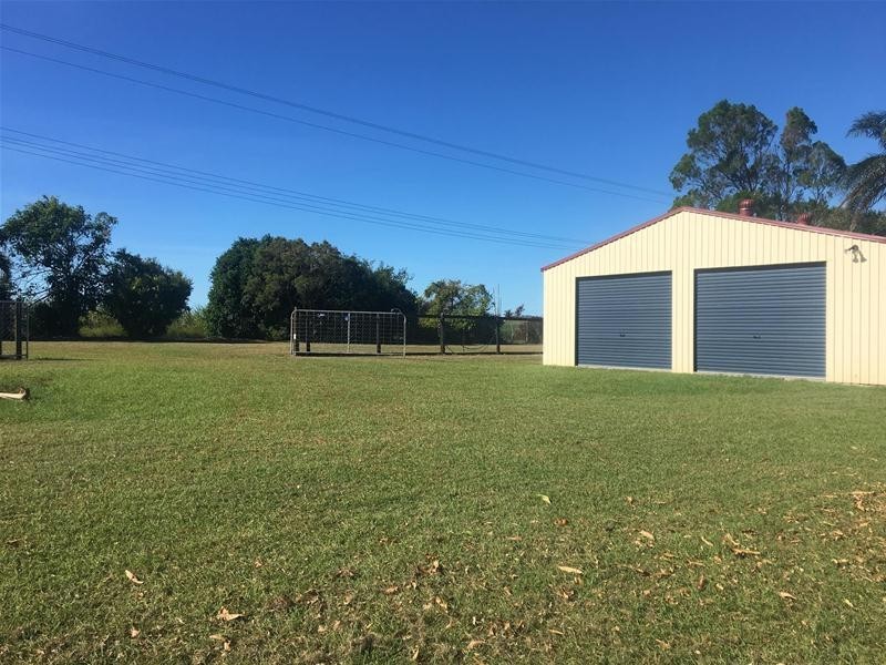 350 Hay Point Road, Alligator Creek QLD 4740