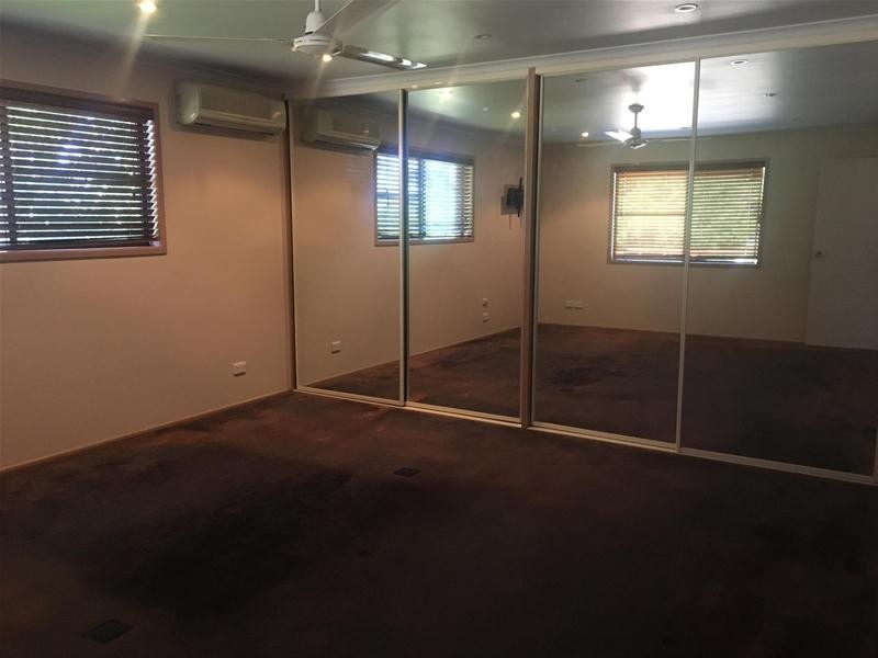 350 Hay Point Road, Alligator Creek QLD 4740