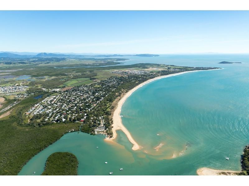 60 Waverley Street, Bucasia QLD 4750