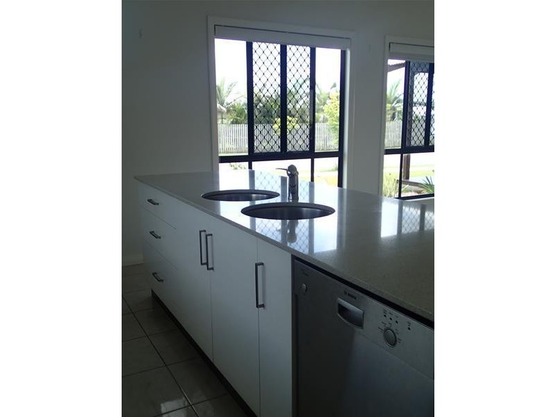 27 Millenium Drive, Sarina QLD 4737