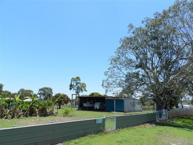 4 Arthur Street, St Lawrence QLD 4707