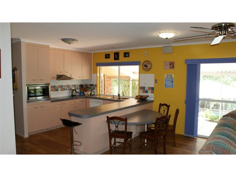 13 Grieshaber Drive, Sarina QLD 4737