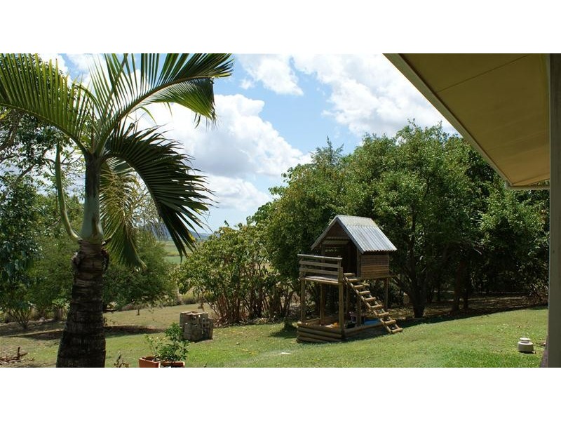 13 Grieshaber Drive, Sarina QLD 4737