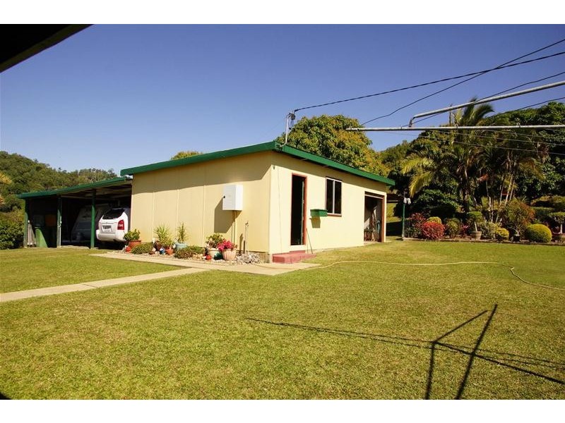 99 Whitakers Road, Sarina QLD 4737