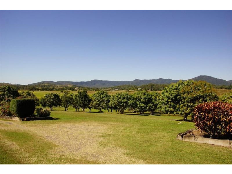 99 Whitakers Road, Sarina QLD 4737