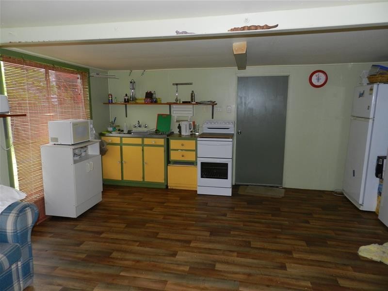 25 Zelma Street, Grasstree Beach QLD 4740