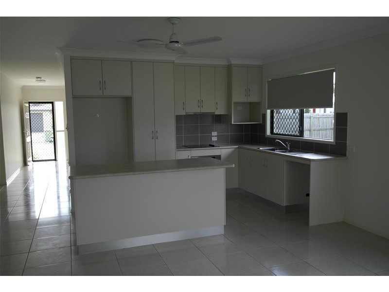 27 Pacific Avenue, Sarina QLD 4737