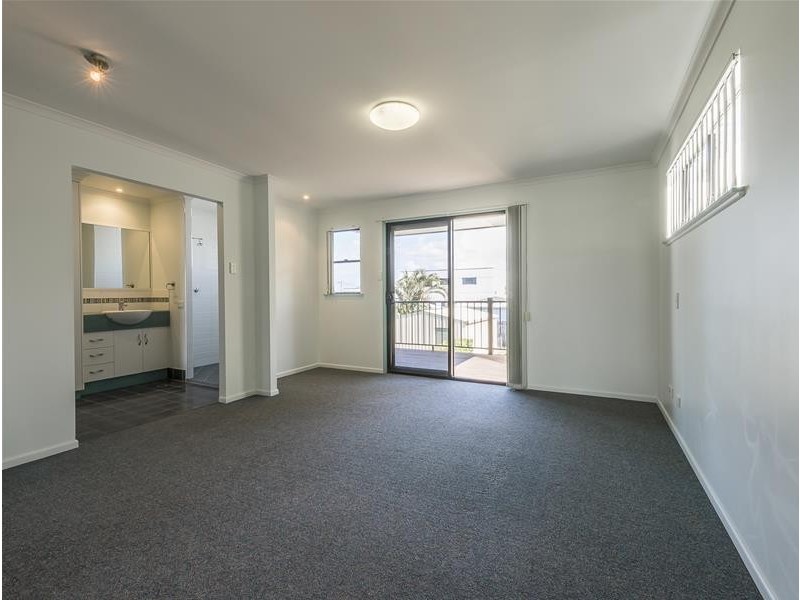 1/20 O’Brien Esplanade, Shoal Point QLD 4750