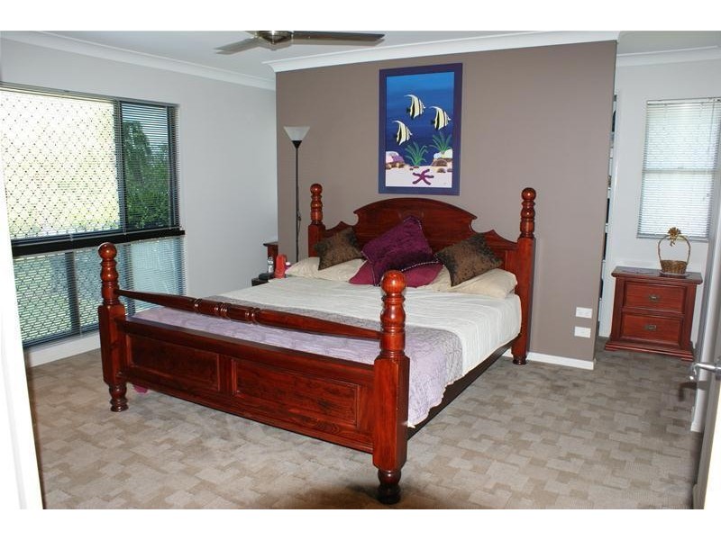 6 Silver Street, Grasstree Beach QLD 4740