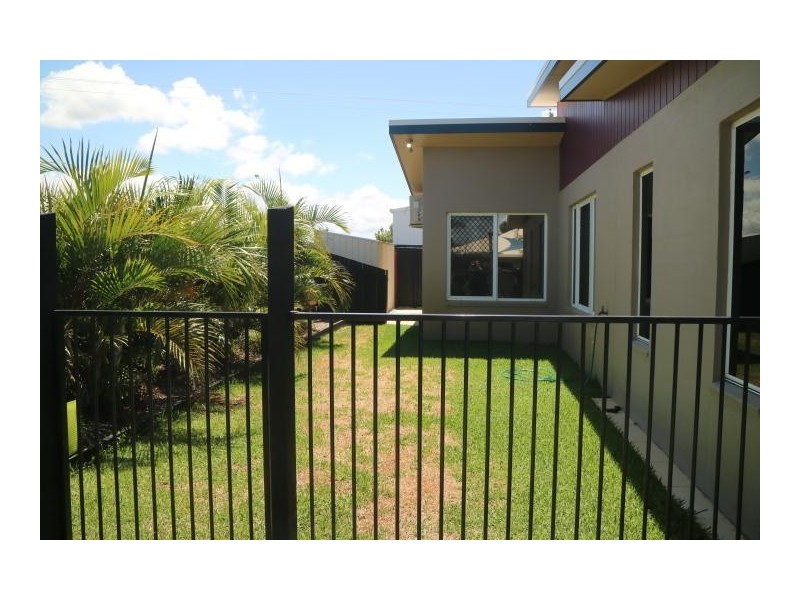 9 Seaspray Close, Shoal Point QLD 4750