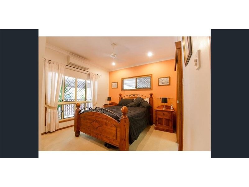 4 Graham Crescent, Eimeo QLD 4740