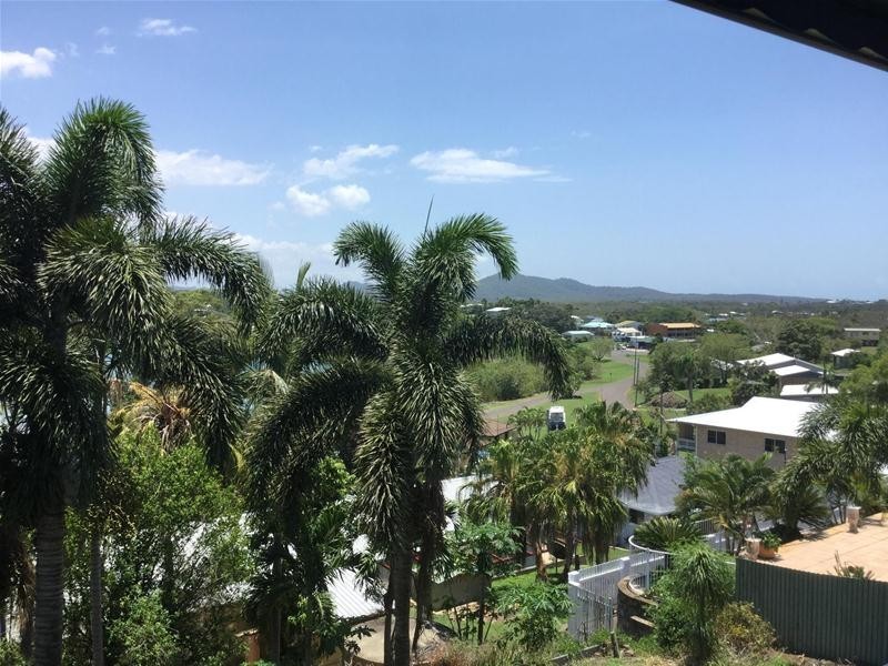 27 Captain Blackwood  Drive, Sarina Beach QLD 4737