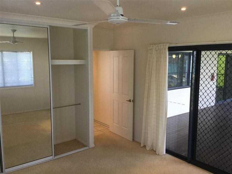 27 Captain Blackwood  Drive, Sarina Beach QLD 4737