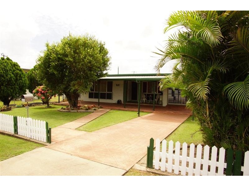 46 Place Avenue, Sarina QLD 4737