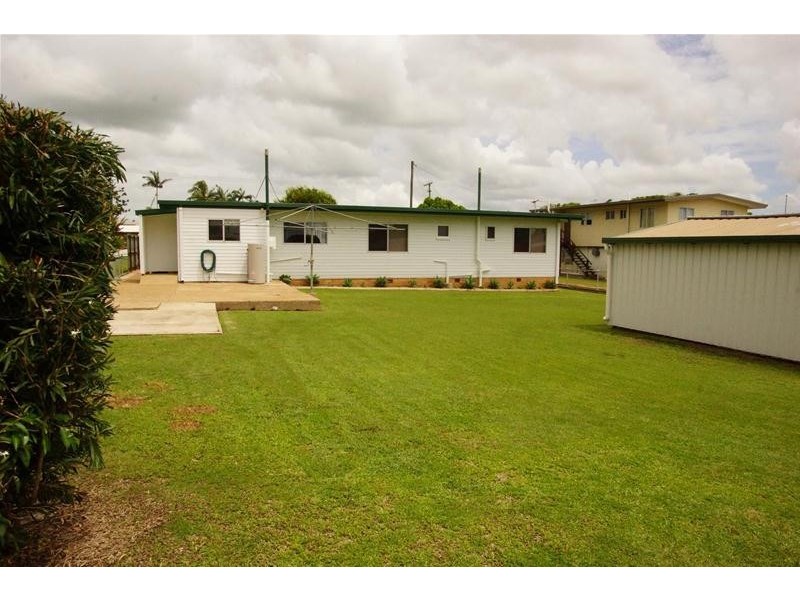 46 Place Avenue, Sarina QLD 4737
