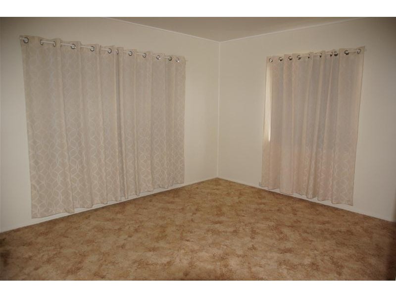 46 Place Avenue, Sarina QLD 4737