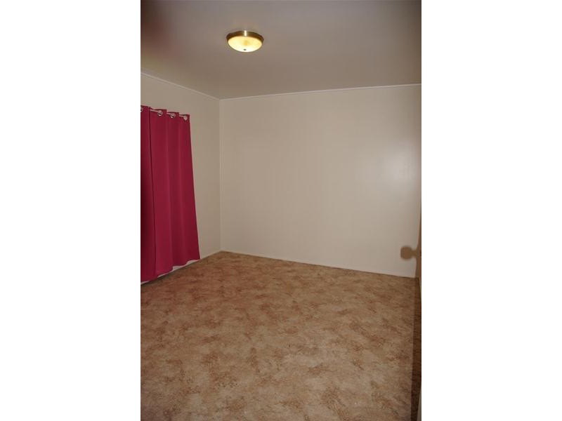 46 Place Avenue, Sarina QLD 4737