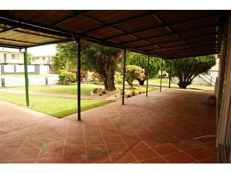 46 Place Avenue, Sarina QLD 4737