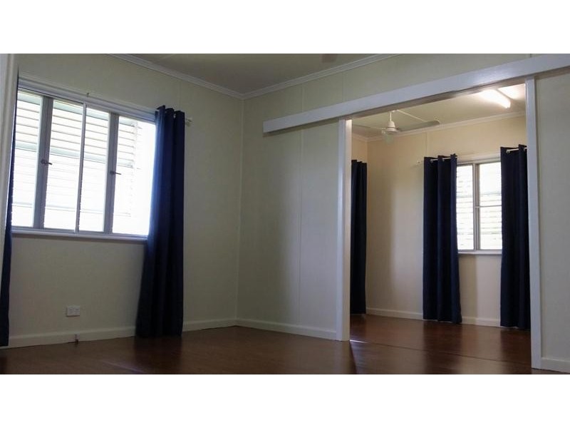 3 Holmes Avenue, Sarina QLD 4737