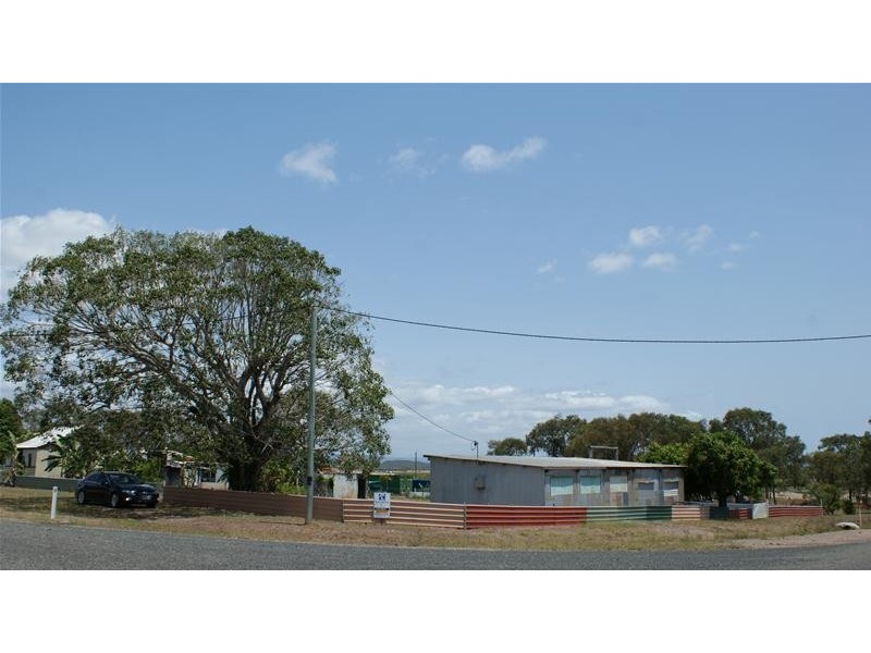 4 Arthur Street, St Lawrence QLD 4707