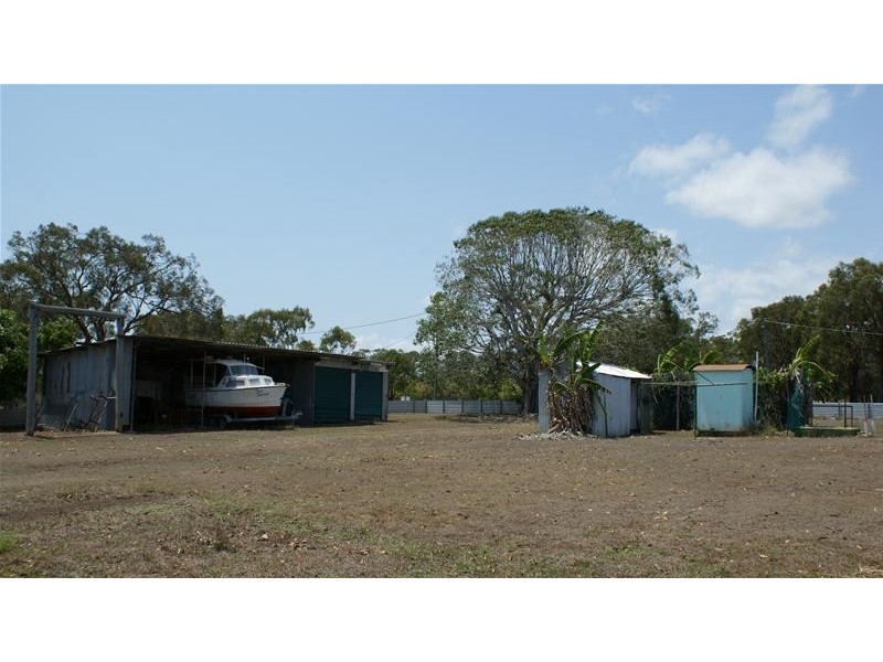 4 Arthur Street, St Lawrence QLD 4707