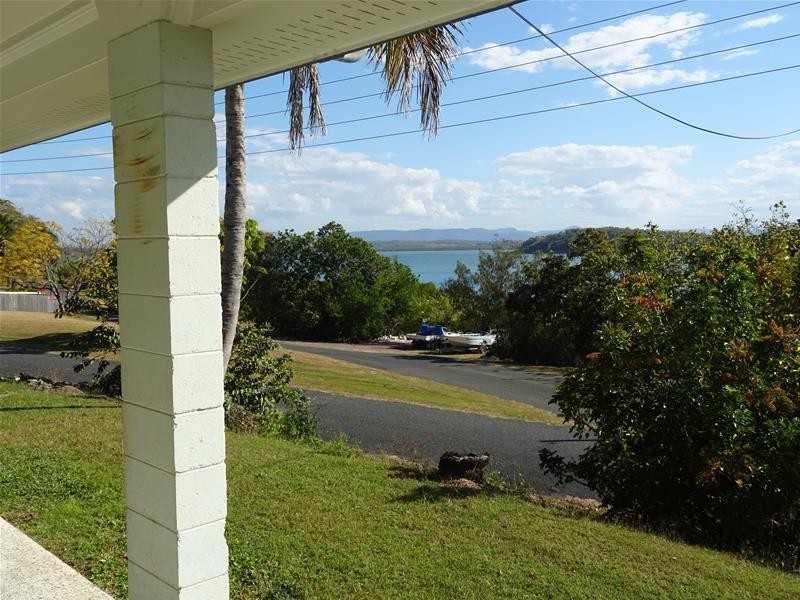 2 Sunset Drive, Sarina Beach QLD 4737