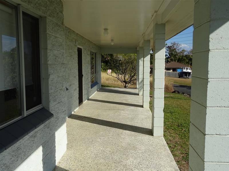 2 Sunset Drive, Sarina Beach QLD 4737